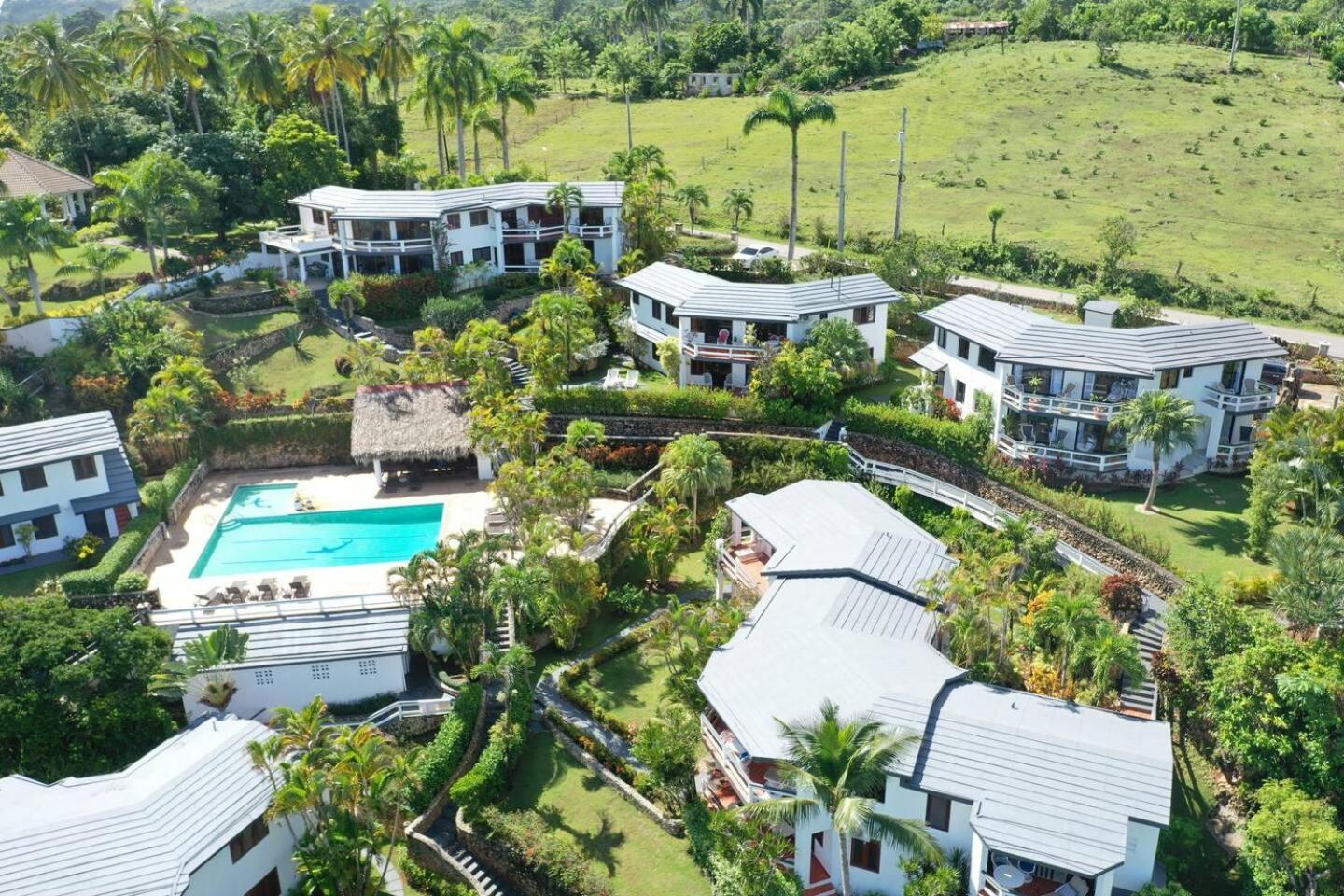 Catalina, Cabrera Oceanview Multi 2 Bd 2 Bath Condo Units With Balcony And Pool מראה חיצוני תמונה